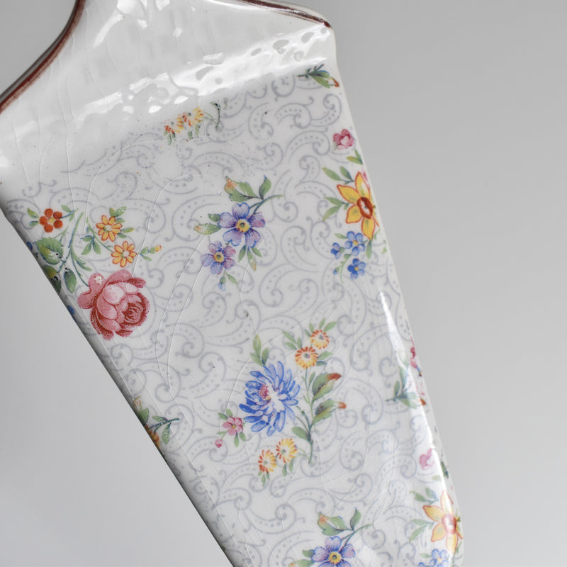 Vintage Cake Server Y