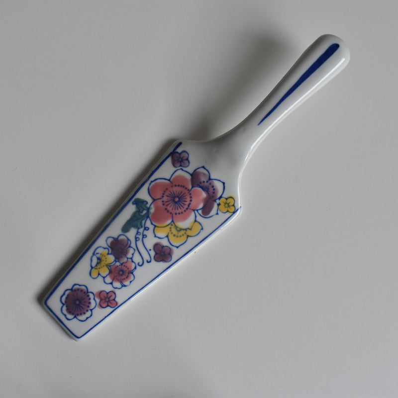 Vintage Cake Server, Porcelain A