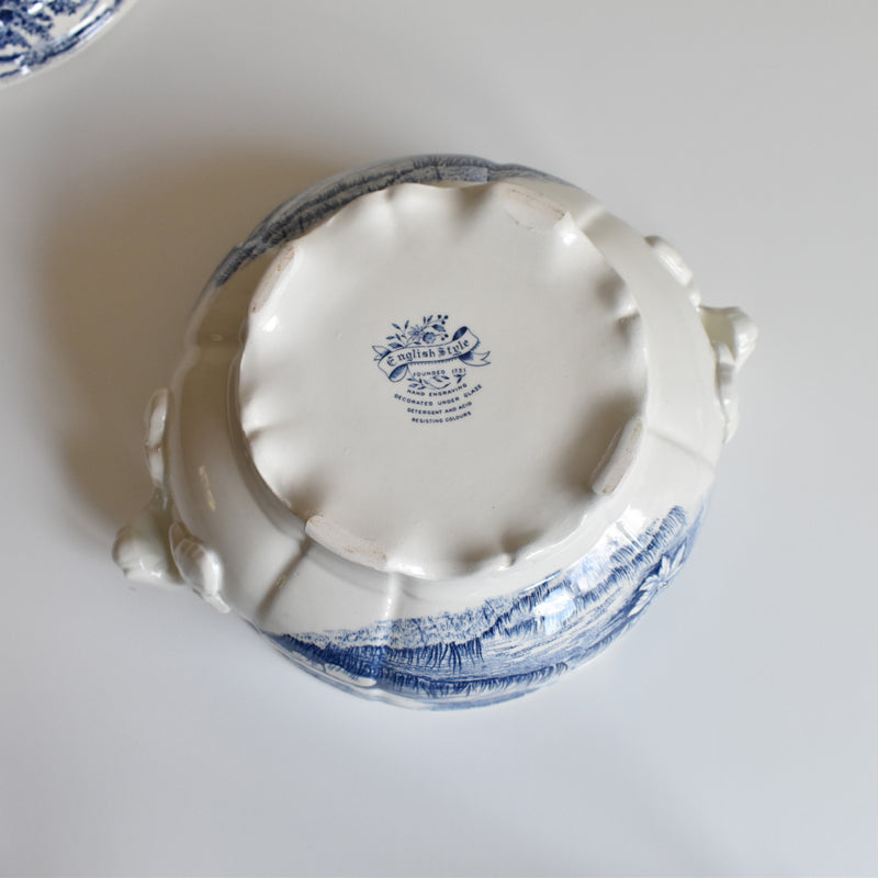 Vintage Soup Tureen, Lunéville, English Style (displayed at the Osaka store)