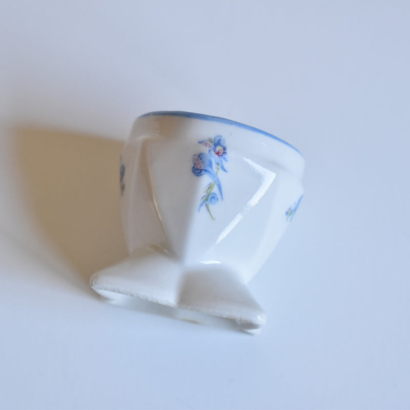 Antique Egg Stand, Fleurs Bleues A