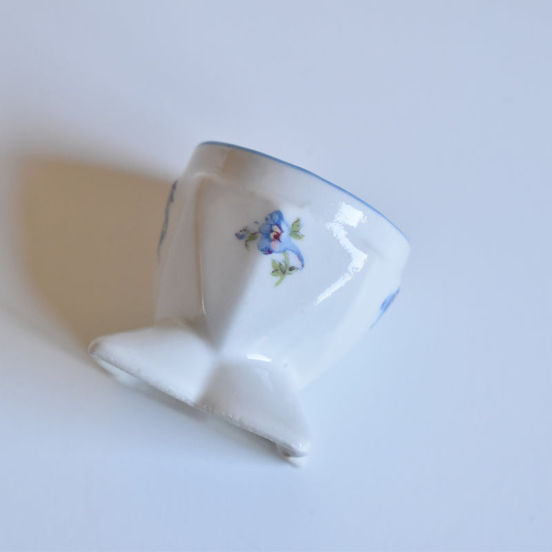 Antique Egg Stand, Fleurs Bleues A