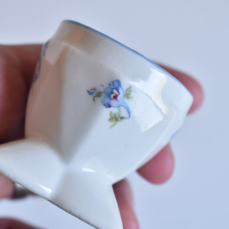 Antique Egg Stand, Fleurs Bleues A