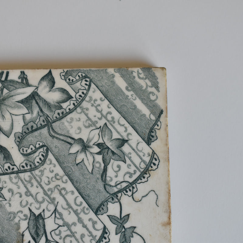 Antique Tiles: Longwy Dentelle A