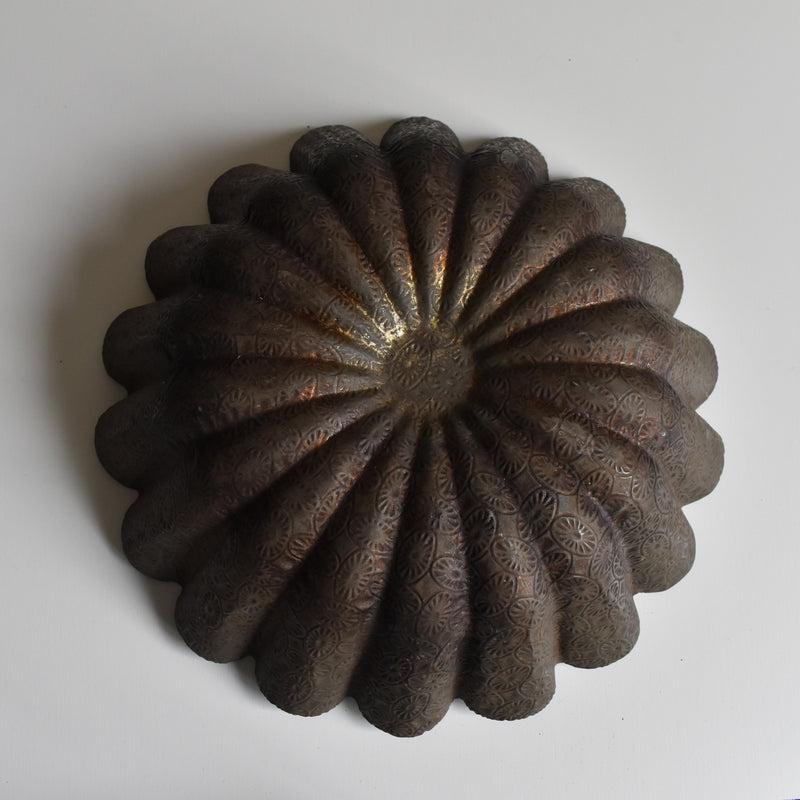 Antique cake mold F