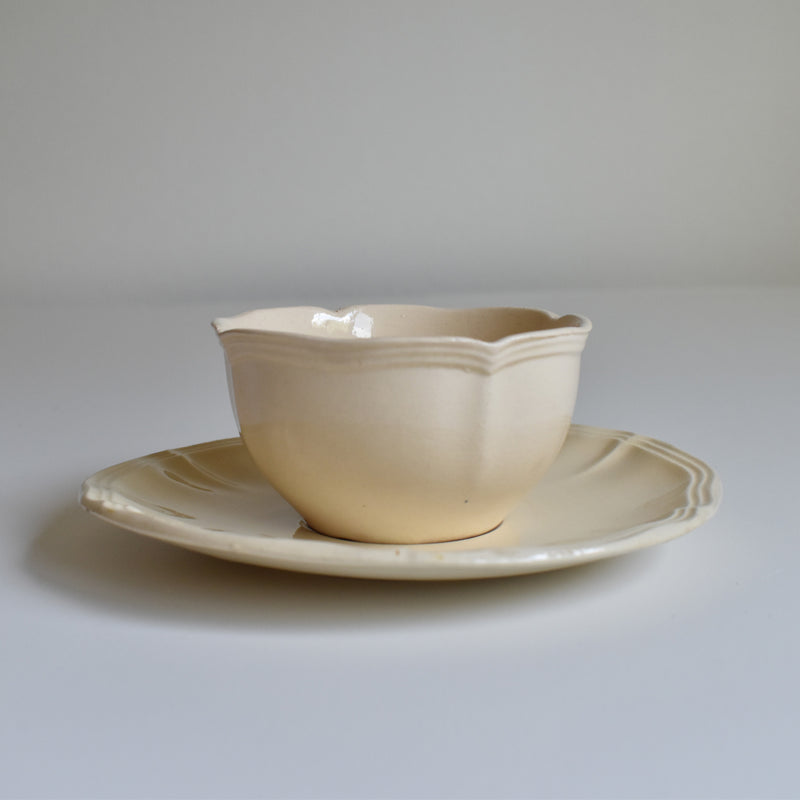 Vintage Tea Cup & Saucer - Petal Rim D