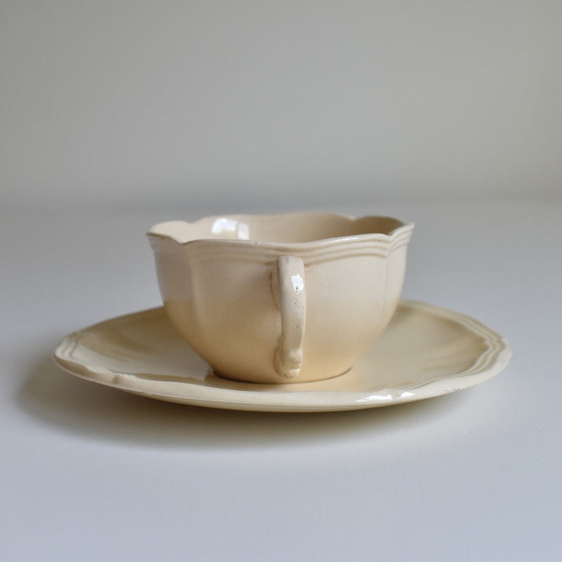 Vintage Tea Cup & Saucer - Petal Rim D