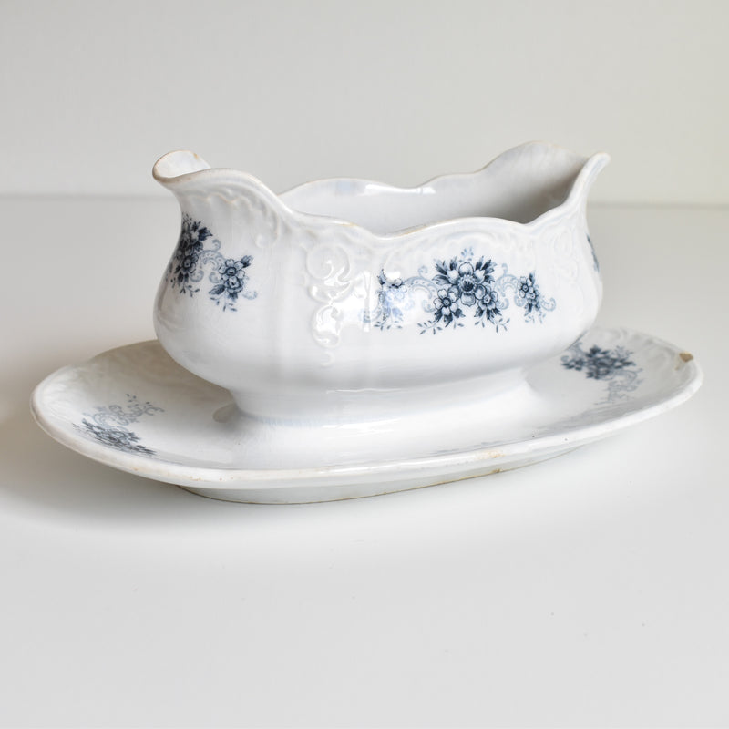 Antique Sauce Boat U&C Sarreguemines Aïda B