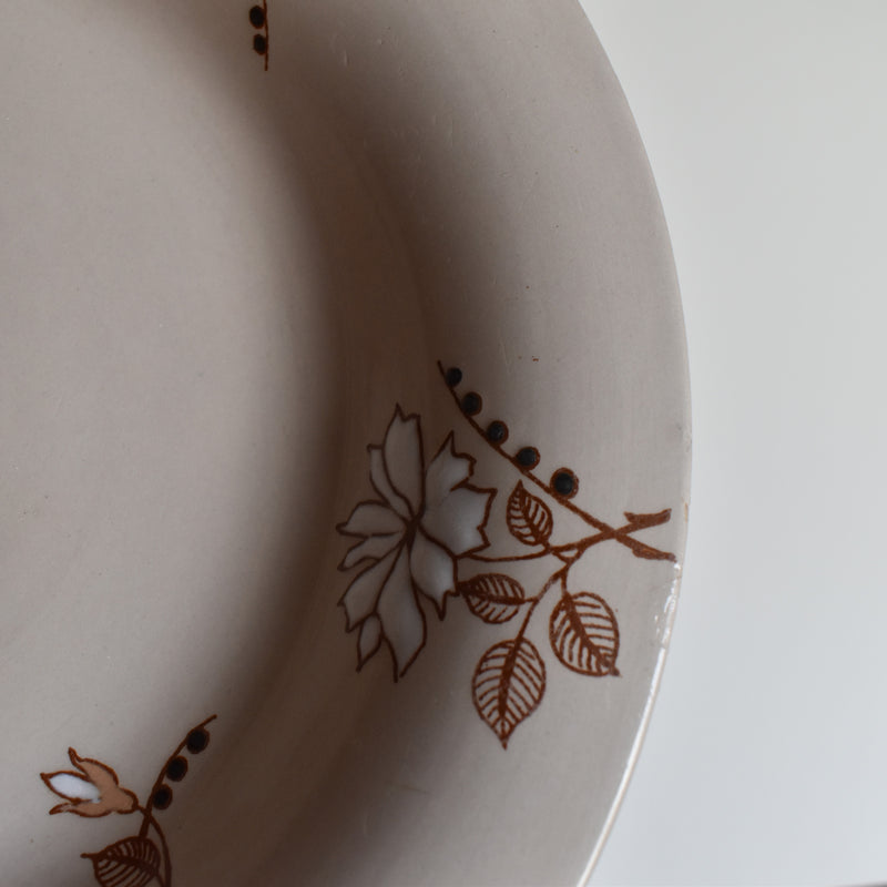 Antique Deep Plate Ron Wir Beatrix C
