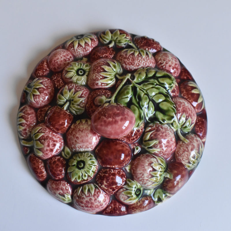 Vintage Barbotine Basket, Digoin & Sarreguemines, Fraises