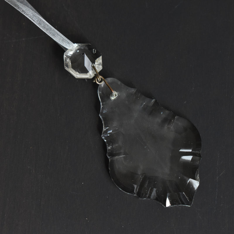 ヴィンテージシャンデリアパーツ　オーナメント　I