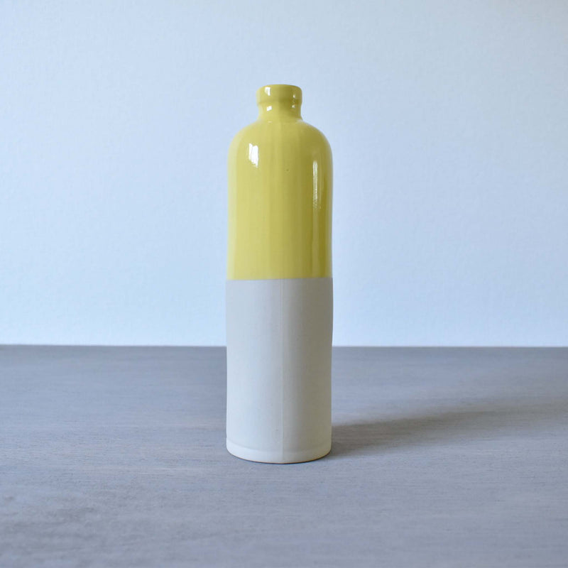 ディゴワンのオイルボトル　ムタルドジョーヌ　横