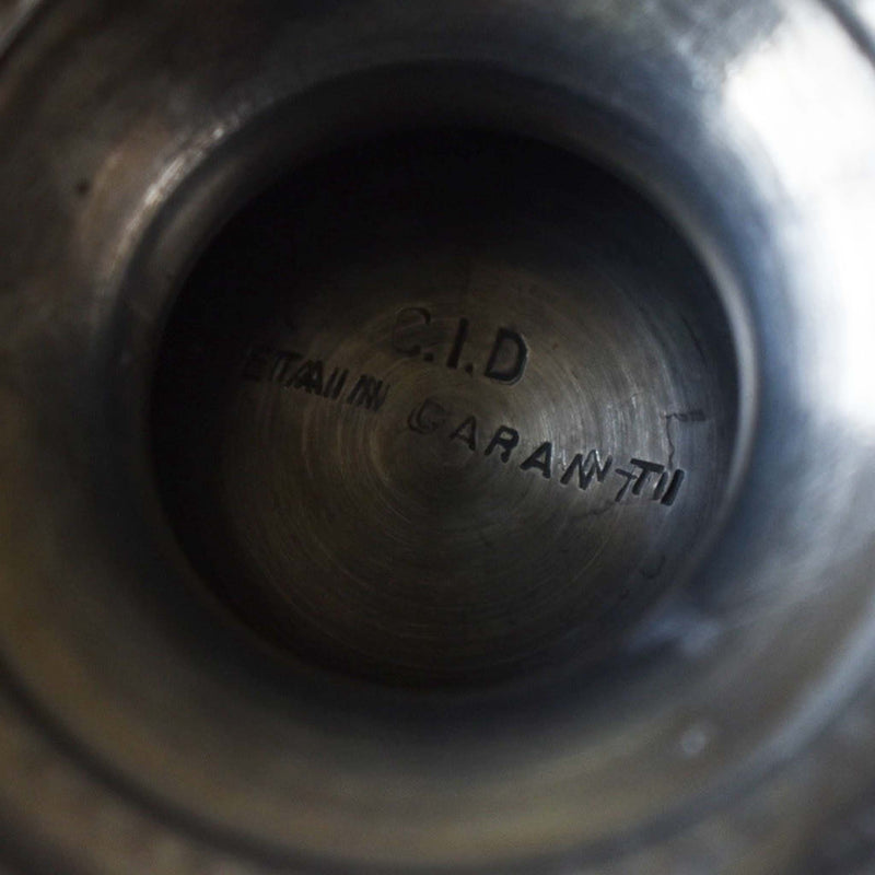 ピューターのクープ