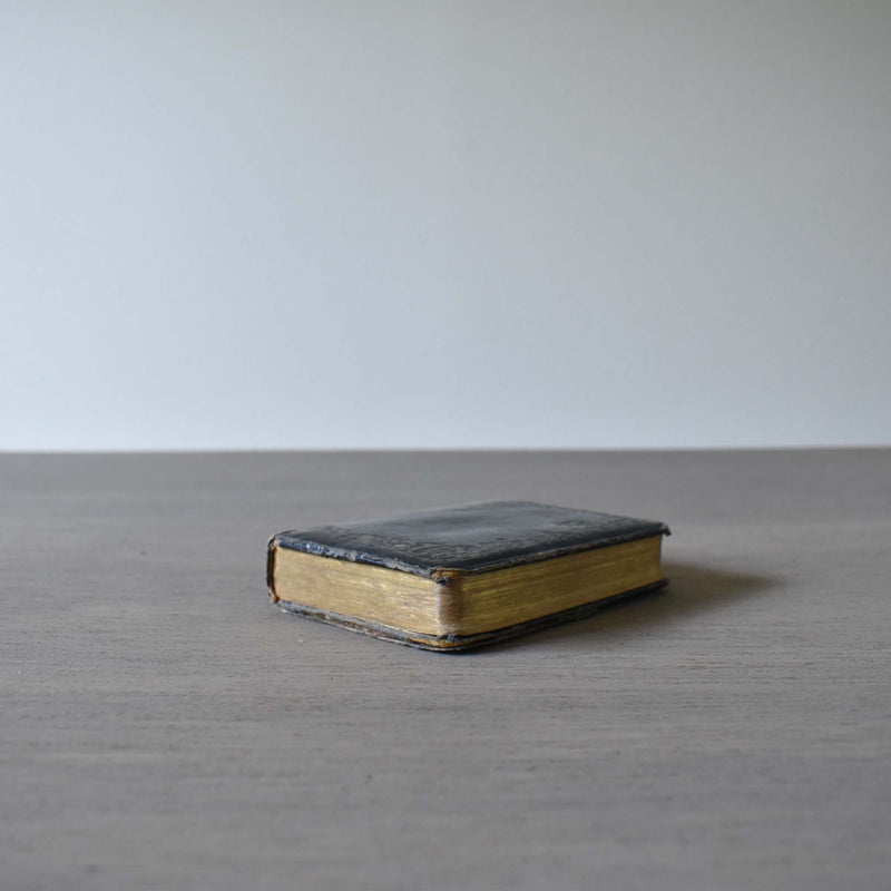 Antique book: Missel Romain N225
