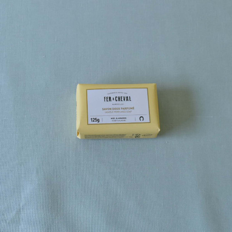 フレグランスマルセイユソープ　ハニー＆アーモンド