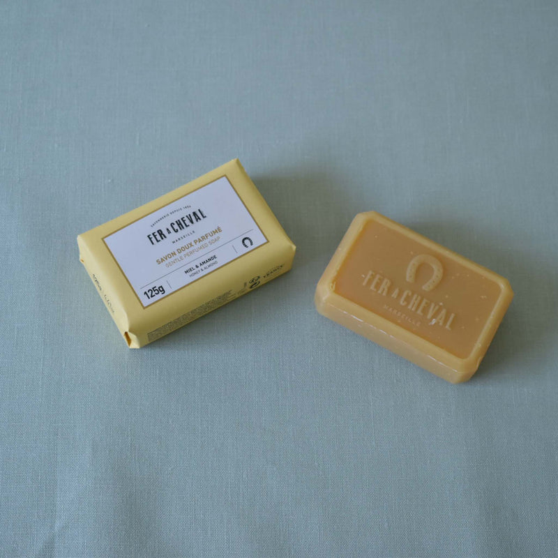 フレグランスマルセイユソープ　ハニー＆アーモンド