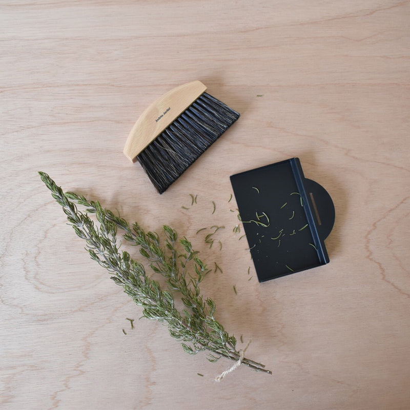 Andrée Jardin アンドレジャルダン　テーブルブラシ　全体ロズマリー