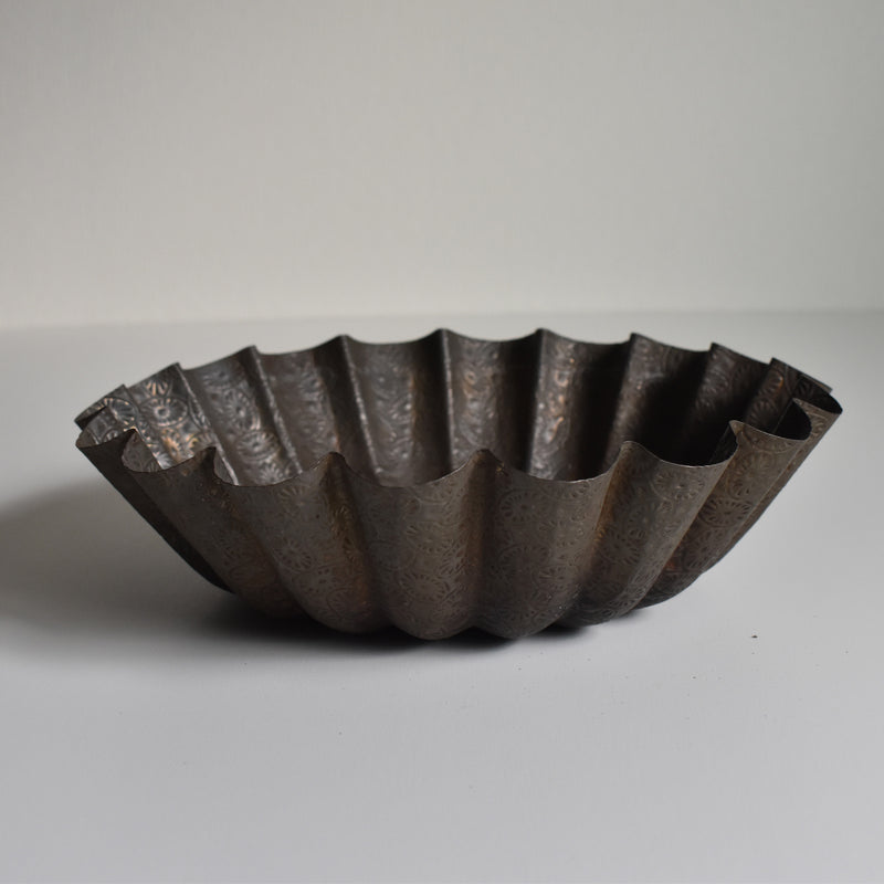 Antique cake mold F