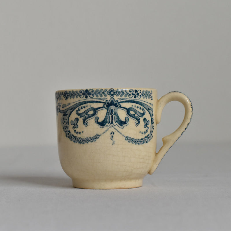 Antique Cup Au planteur de Caiffa Guirlande A