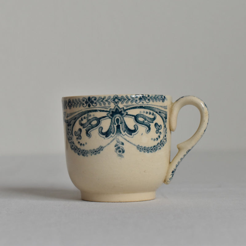 Antique Cup Au planteur de Caiffa Guirlande B
