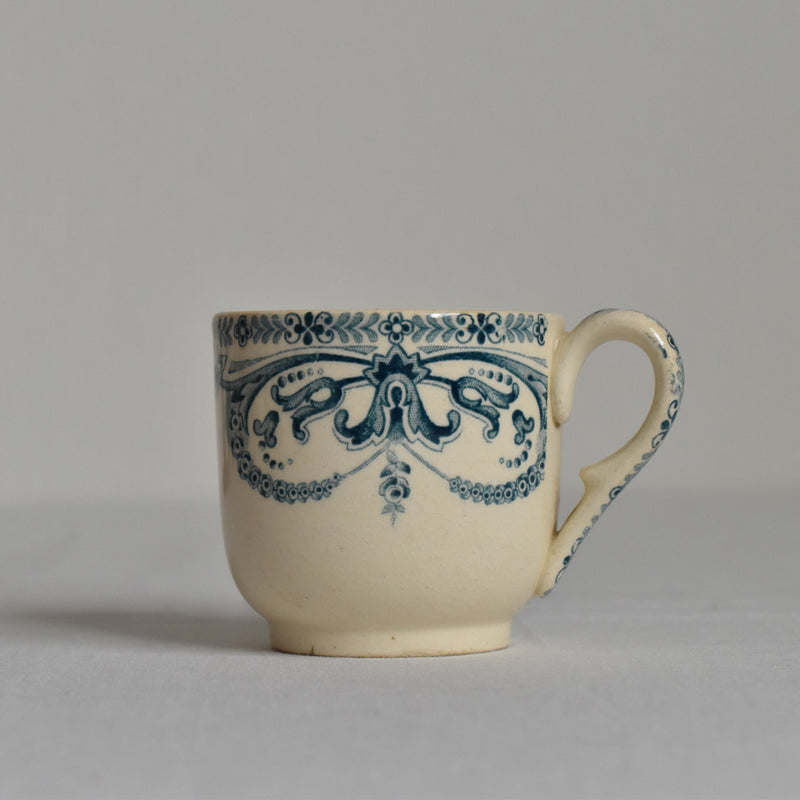 Antique Cup Au planteur de Caiffa Guirlande C