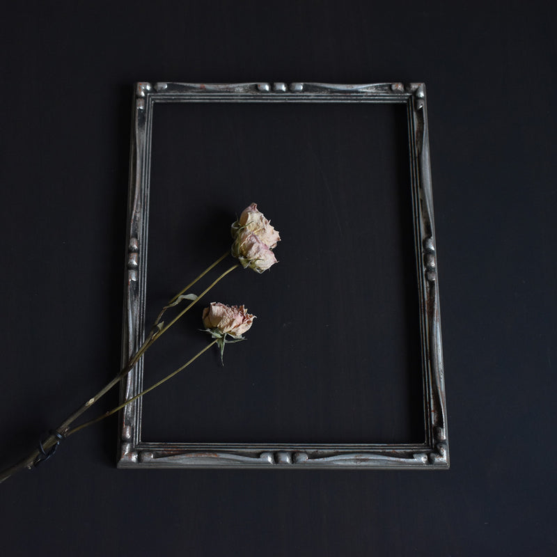Antique Frame Silver A