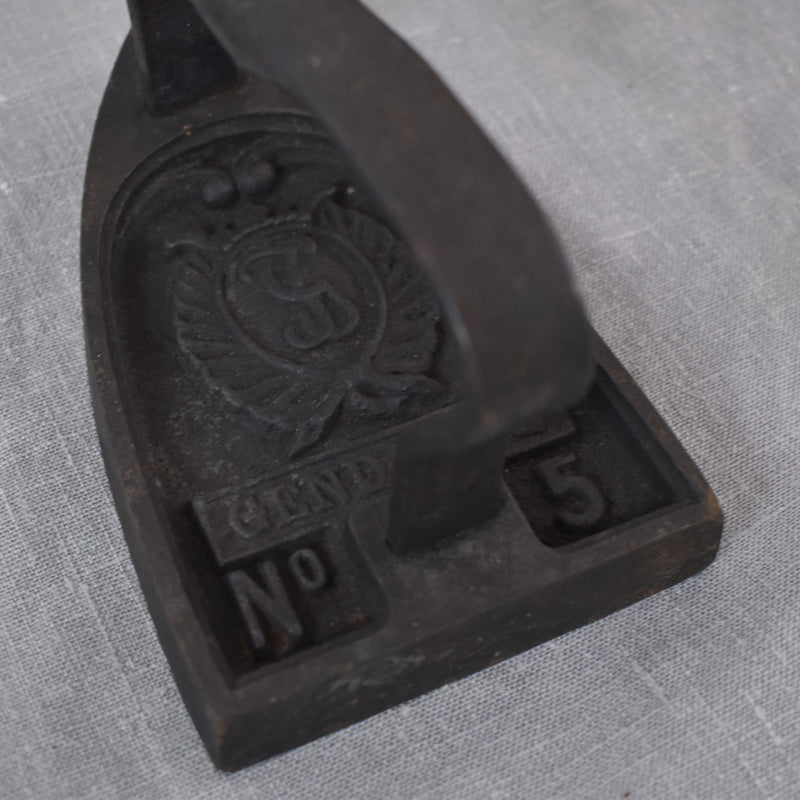 フランス　アンティーク　アイロン　Gendarme 横