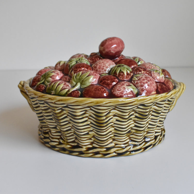 Vintage Barbotine Basket, Digoin & Sarreguemines, Fraises