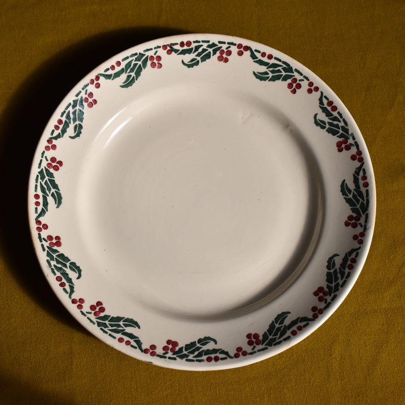 Antique Plate - Creil & Montereau, Houx (Holly)