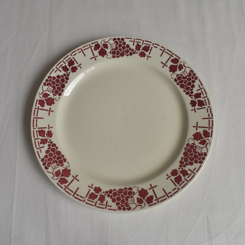Vintage Plate Moulin des Loups Raisin C