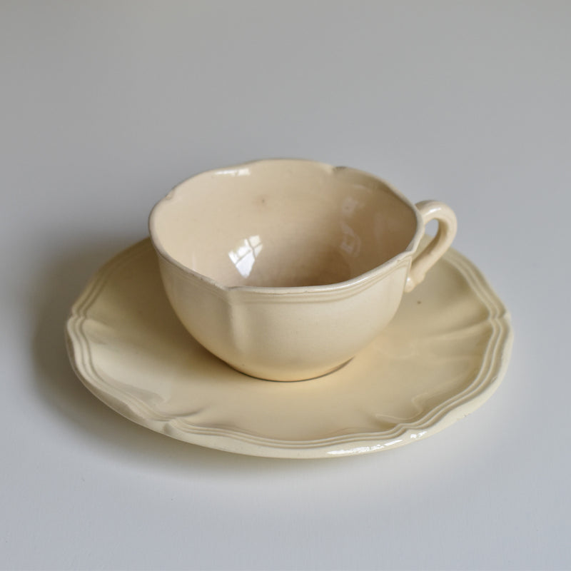 Vintage Tea Cup & Saucer - Petal Rim D