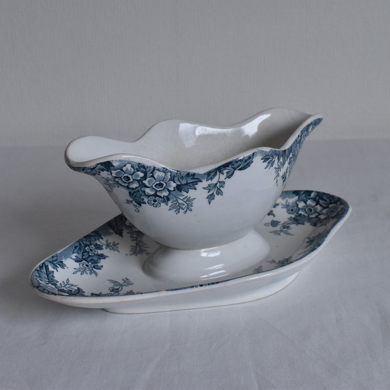 Antique Sauce Boat, Saint Amand and Hamage, Marie-Louise