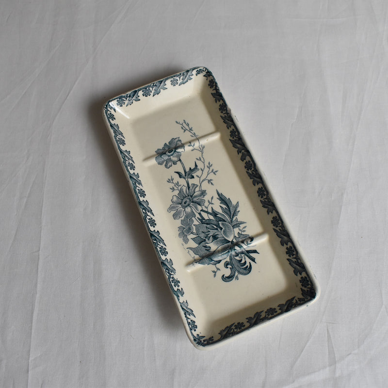 Antique Soap Dish, Saint-Amand, Anémone