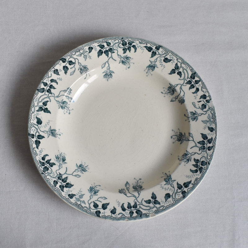 Antique Deep Dish E.Bourgeois E