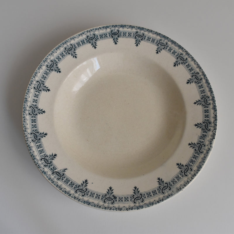 Antique Deep Plate TERRE DE FER Boëtie A