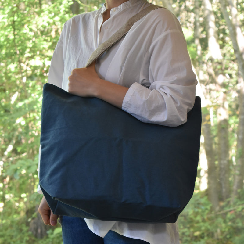 トートバッグ　VINTAGE PETROLE