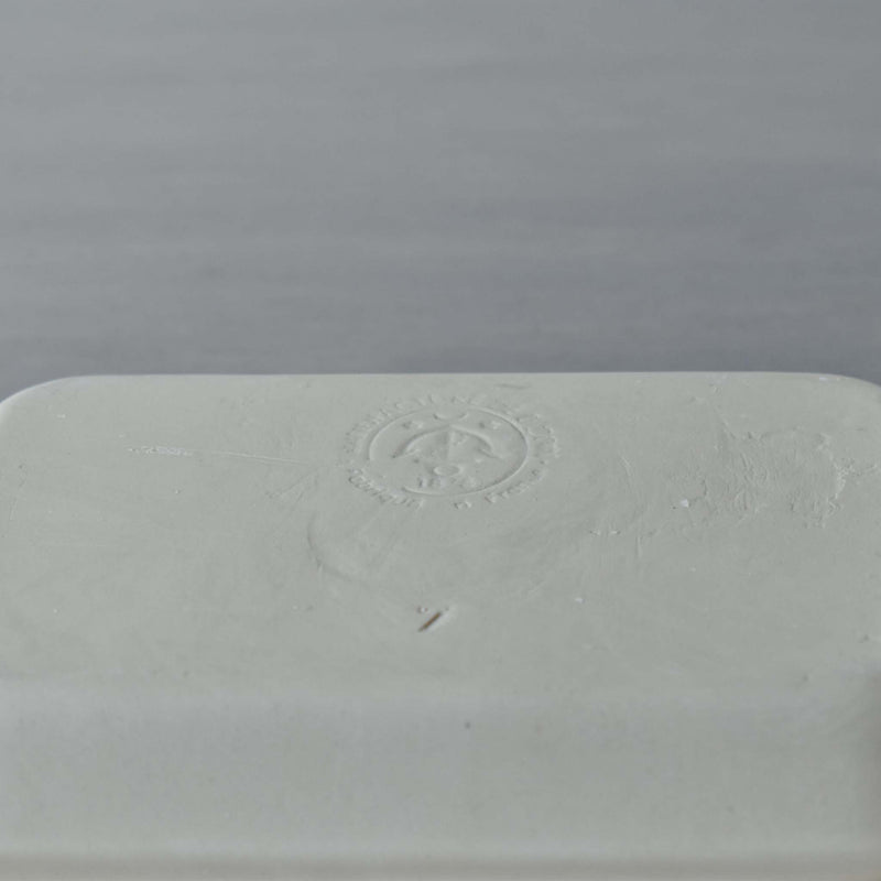 ディゴワン　グラタン皿　ブルーニュイ　ロゴ