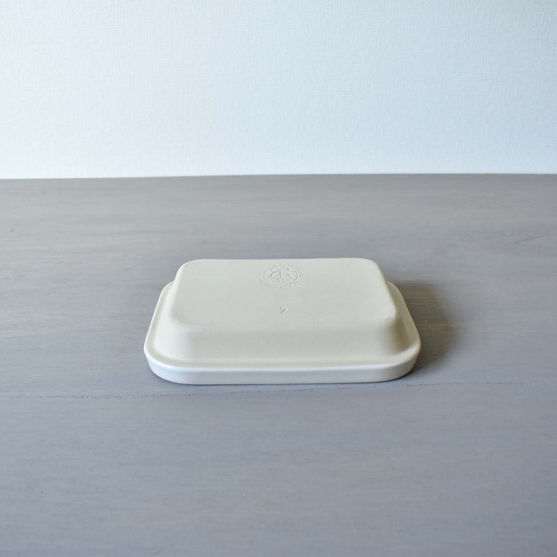 ディゴワン　グラタン皿　ブラン　裏