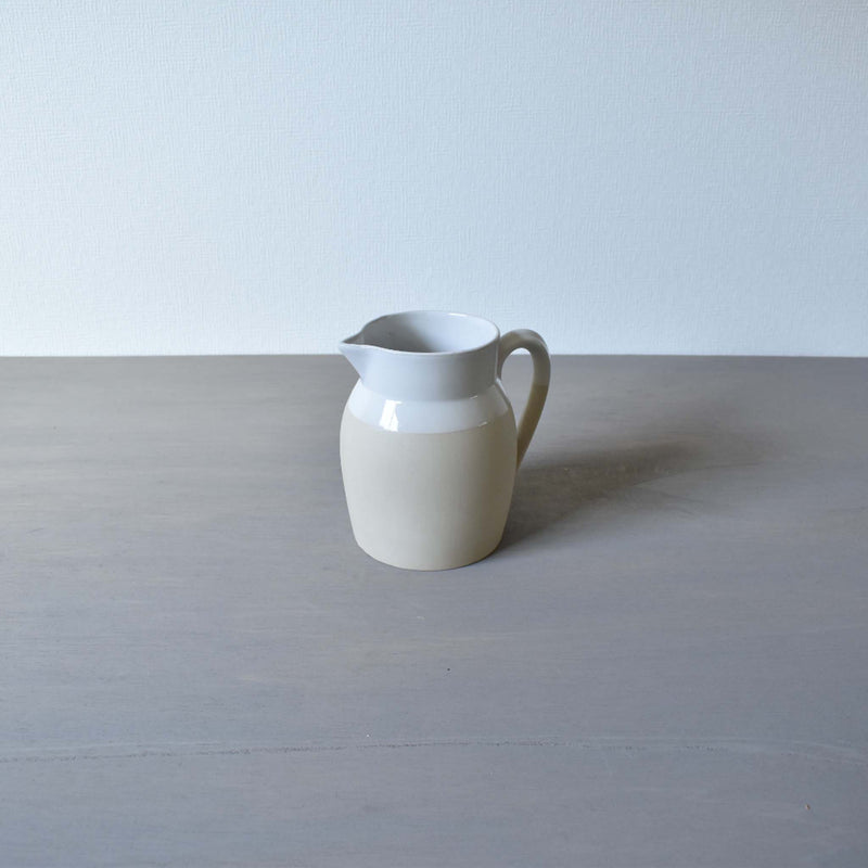 ディゴワン　ピッチャーN10　白　全体