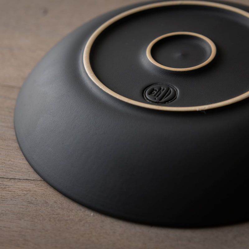 ディゴワン　スープ皿　ダークブルー　裏