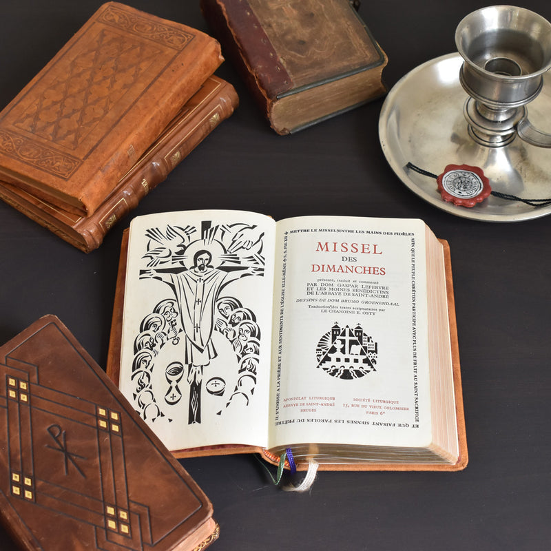 Vintage book: Missal for Sundays