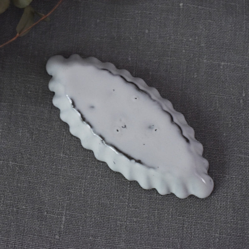 スモールディッシュ "Navette"