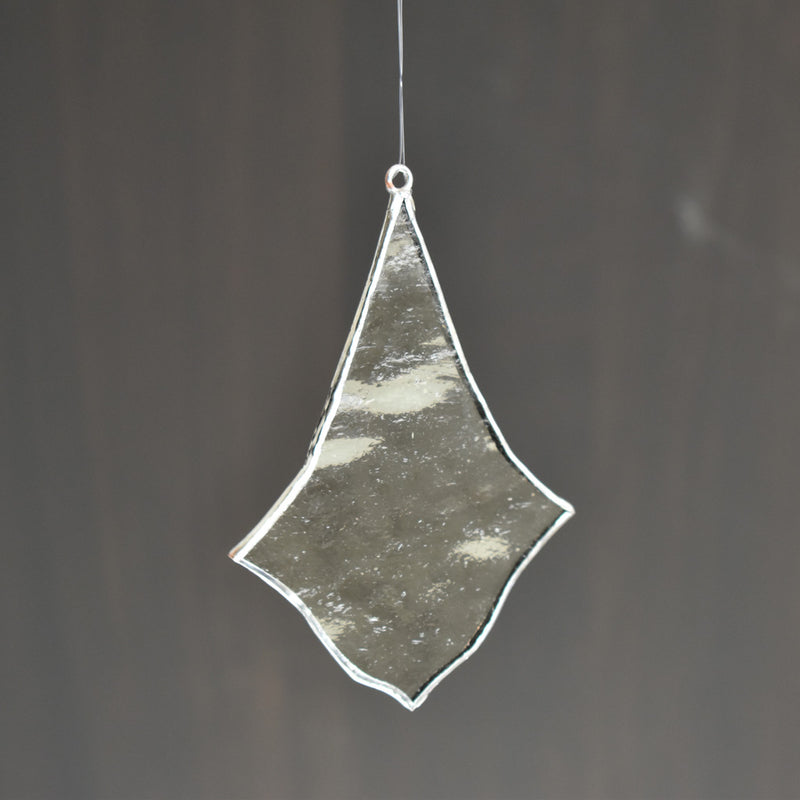 ステンドグラスオーナメント　シャンデリア型 C