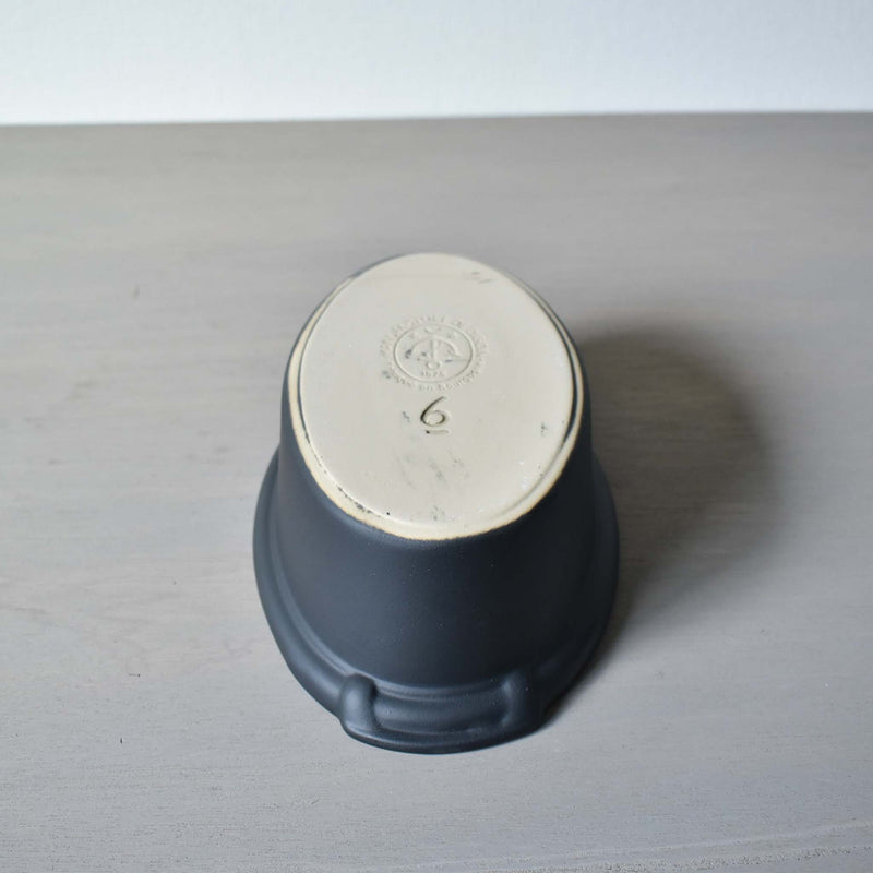 ディゴワン　テリーヌ　うさぎ　ブルーニュイ　底