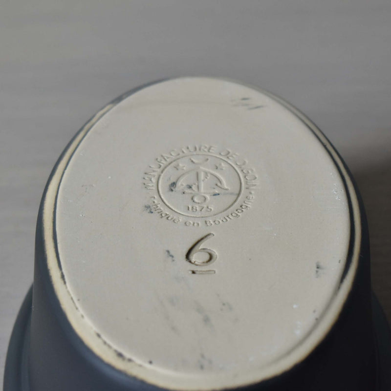 ディゴワン　テリーヌ　うさぎ　ブルーニュイ　ロゴ