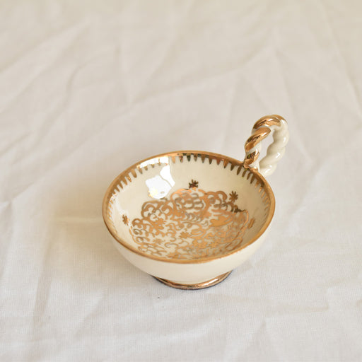 フランスヴィンテージ食器　ミニカップ　ドラサンヴァル  ホワイト 